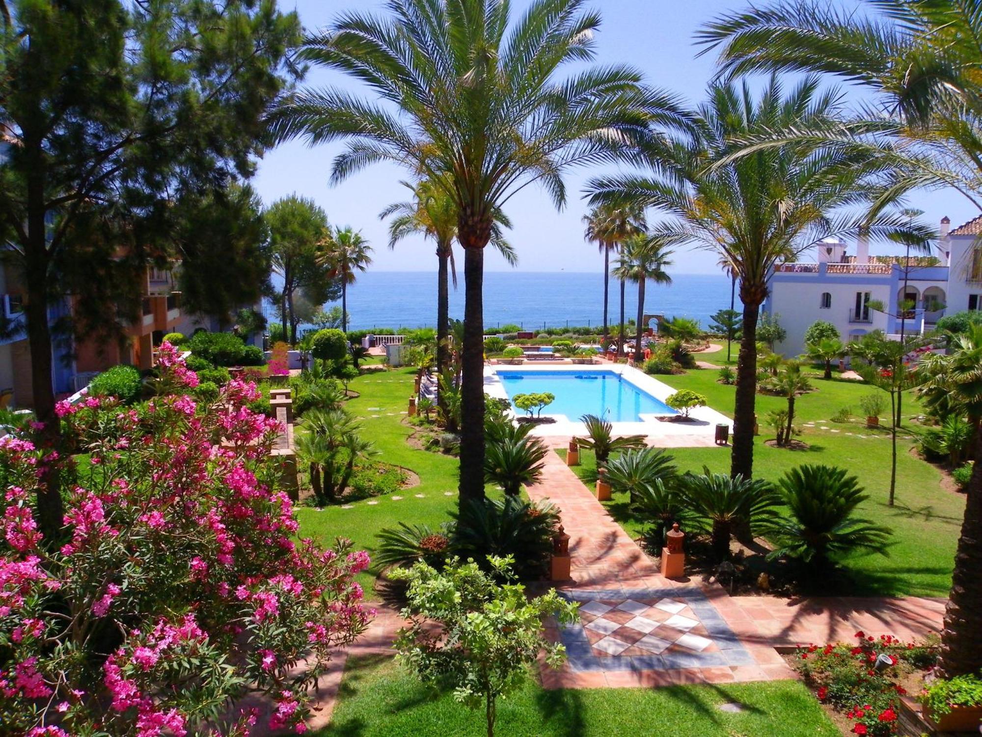 La Perla De Marakech Lejlighed Estepona Værelse billede