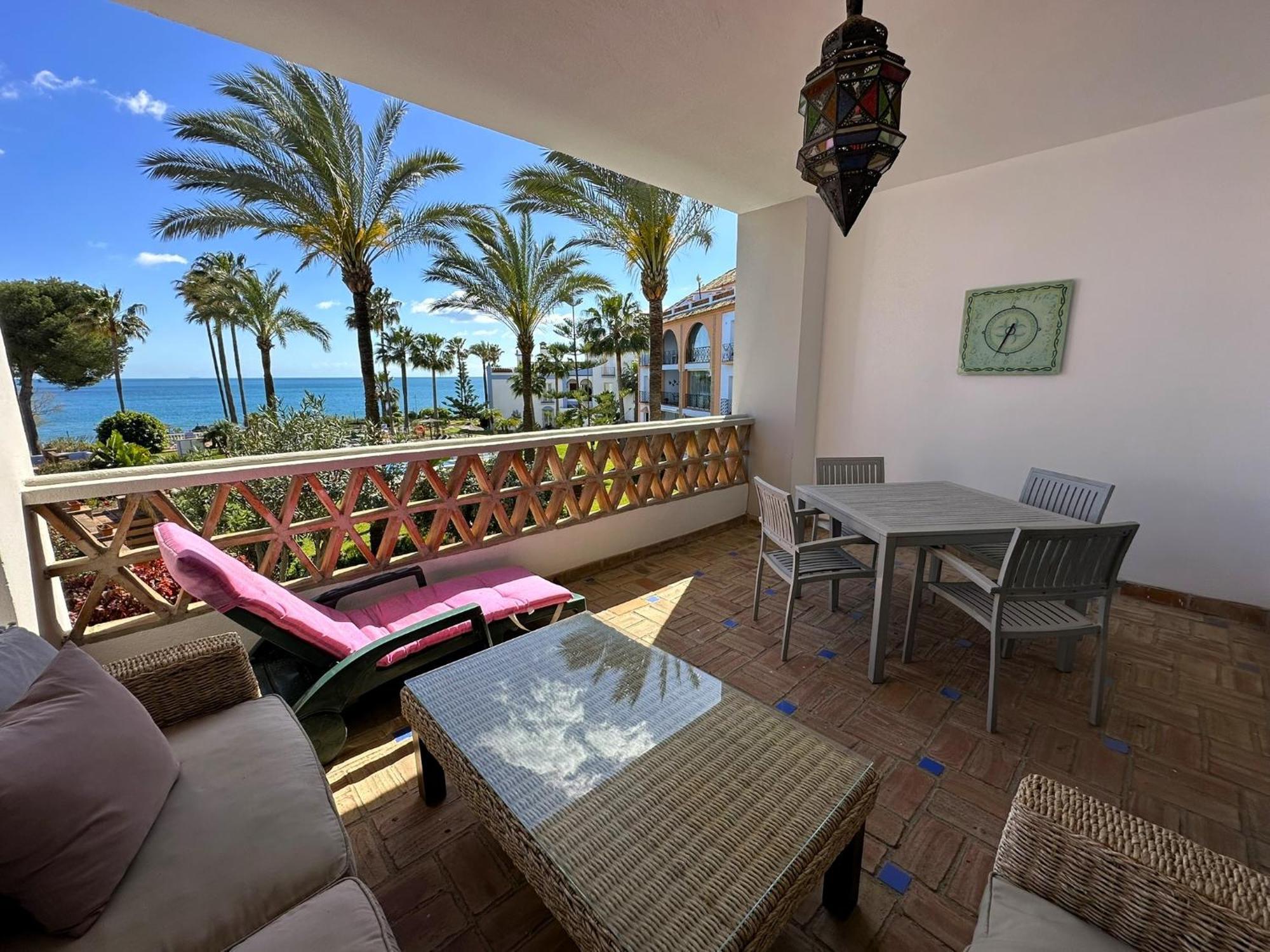 La Perla De Marakech Lejlighed Estepona Eksteriør billede